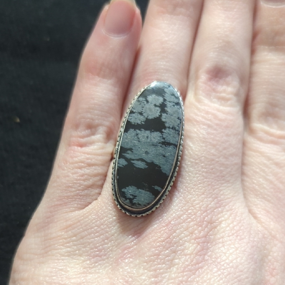 Silver Plated Black And Gray Snowflake Obsidian Gemstone Oval Statement Ring - 7